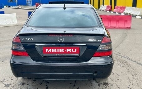 Mercedes-Benz E-Класс, 2002 год, 760 000 рублей, 4 фотография