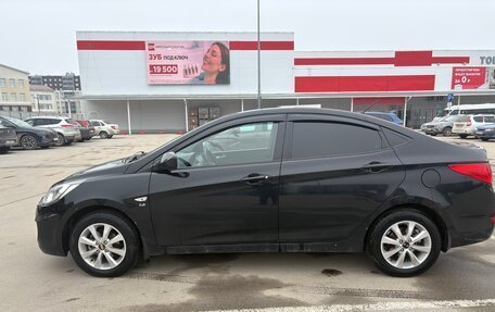 Hyundai Solaris II рестайлинг, 2011 год, 750 000 рублей, 4 фотография