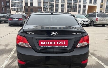 Hyundai Solaris II рестайлинг, 2011 год, 750 000 рублей, 3 фотография