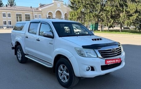 Toyota Hilux VII, 2013 год, 1 899 000 рублей, 3 фотография