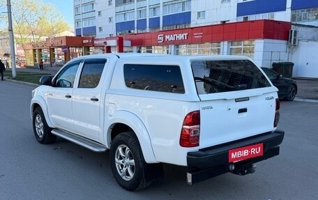 Toyota Hilux VII, 2013 год, 1 899 000 рублей, 4 фотография