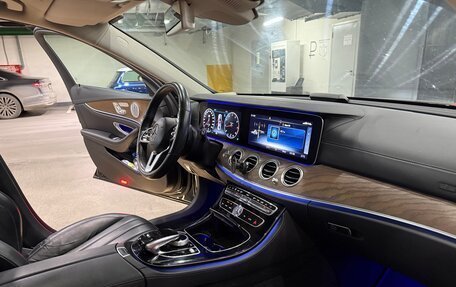 Mercedes-Benz E-Класс, 2020 год, 3 800 000 рублей, 12 фотография