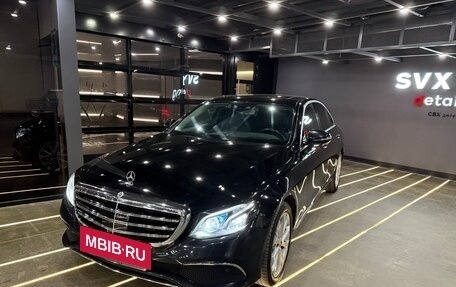 Mercedes-Benz E-Класс, 2020 год, 3 800 000 рублей, 2 фотография