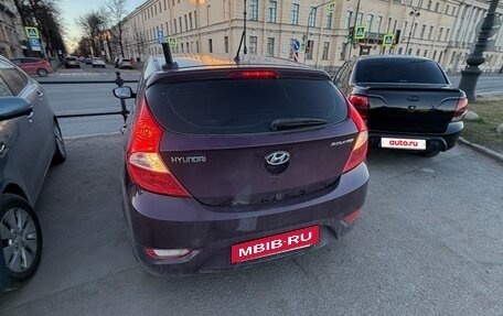 Hyundai Solaris II рестайлинг, 2013 год, 650 000 рублей, 4 фотография