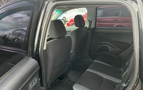 Mitsubishi Outlander III рестайлинг 3, 2011 год, 1 399 999 рублей, 11 фотография