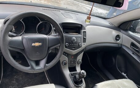 Chevrolet Cruze II, 2011 год, 420 000 рублей, 4 фотография