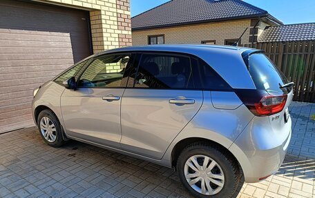 Honda Fit, 2022 год, 1 350 000 рублей, 4 фотография