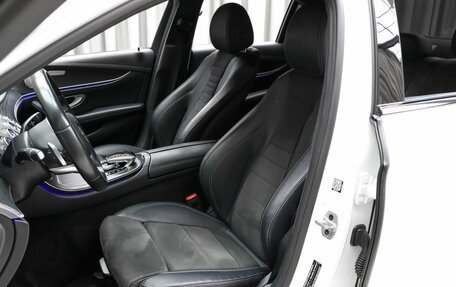 Mercedes-Benz E-Класс, 2020 год, 3 999 000 рублей, 11 фотография