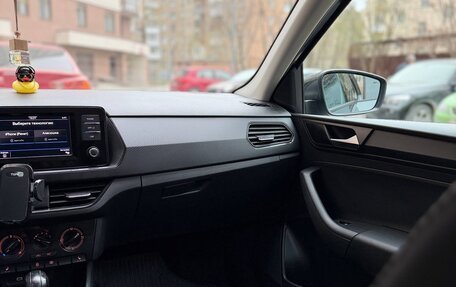 Volkswagen Polo VI (EU Market), 2021 год, 1 700 000 рублей, 16 фотография