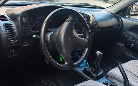 Mitsubishi Colt VI рестайлинг, 2002 год, 120 000 рублей, 6 фотография