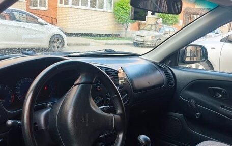 Mitsubishi Colt VI рестайлинг, 2002 год, 120 000 рублей, 5 фотография