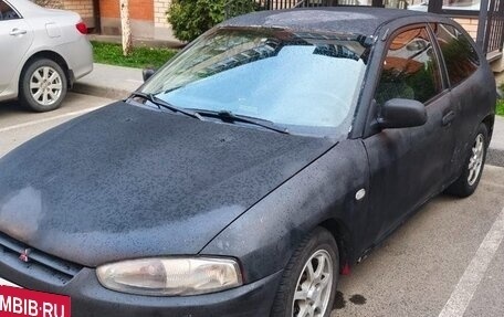 Mitsubishi Colt VI рестайлинг, 2002 год, 120 000 рублей, 3 фотография