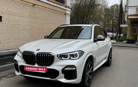 BMW X5, 2019 год, 6 860 000 рублей, 3 фотография