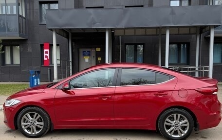 Hyundai Elantra VI рестайлинг, 2016 год, 1 300 000 рублей, 3 фотография