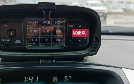 Toyota Land Cruiser Prado 120 рестайлинг, 2006 год, 1 790 000 рублей, 13 фотография