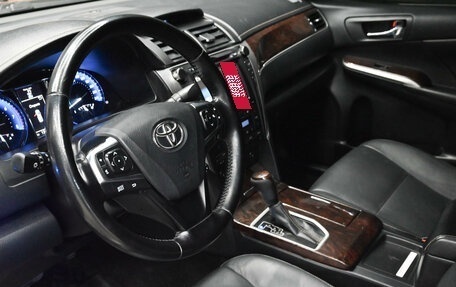 Toyota Camry, 2016 год, 2 250 000 рублей, 17 фотография