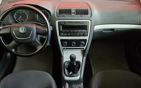 Skoda Octavia, 2011 год, 895 000 рублей, 9 фотография