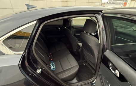 KIA Cerato IV, 2018 год, 1 800 000 рублей, 12 фотография