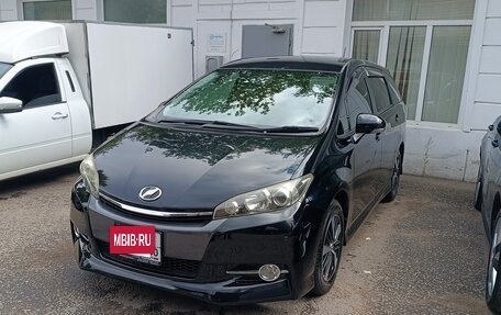 Toyota Wish II, 2012 год, 1 560 000 рублей, 2 фотография