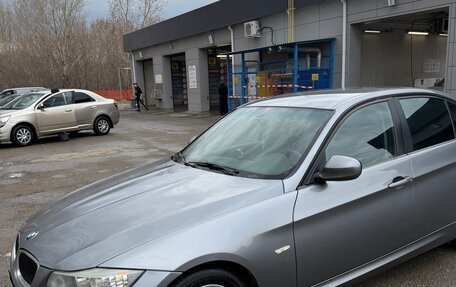 BMW 3 серия, 2010 год, 950 000 рублей, 12 фотография