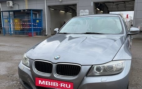 BMW 3 серия, 2010 год, 950 000 рублей, 3 фотография