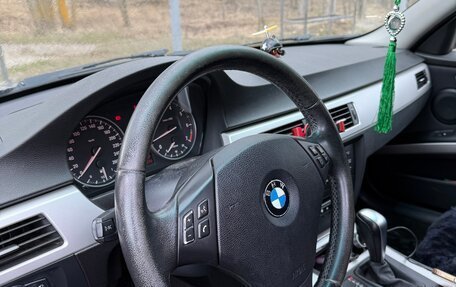 BMW 3 серия, 2010 год, 950 000 рублей, 25 фотография