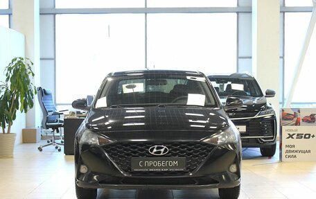 Hyundai Solaris II рестайлинг, 2020 год, 1 380 000 рублей, 2 фотография