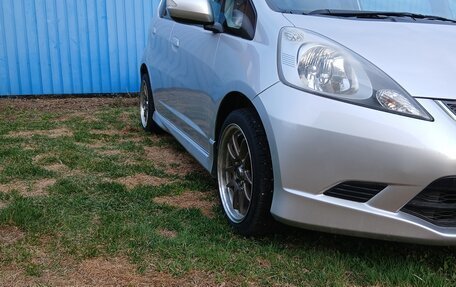 Honda Fit III, 2009 год, 550 000 рублей, 3 фотография