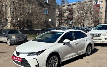 Toyota Corolla, 2021 год, 1 790 000 рублей, 2 фотография