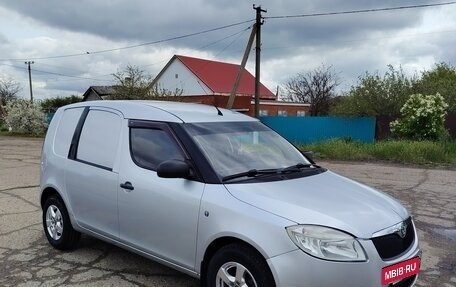 Skoda Roomster, 2008 год, 500 000 рублей, 4 фотография