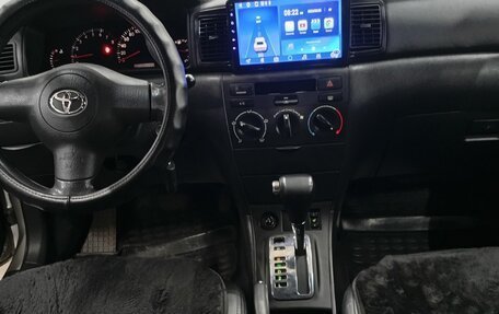 Toyota Corolla, 2004 год, 590 000 рублей, 8 фотография