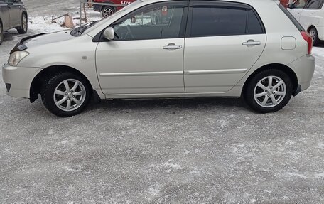 Toyota Corolla, 2004 год, 590 000 рублей, 4 фотография