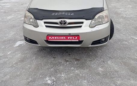 Toyota Corolla, 2004 год, 590 000 рублей, 5 фотография