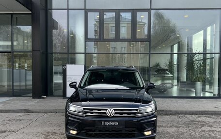 Volkswagen Tiguan II, 2018 год, 2 890 000 рублей, 2 фотография