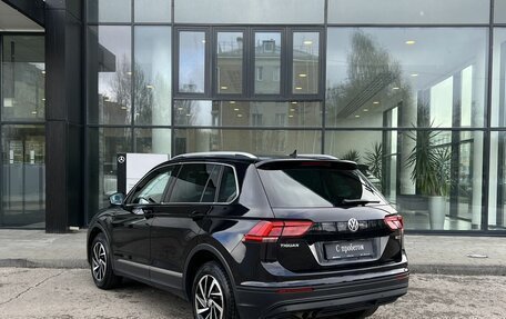 Volkswagen Tiguan II, 2018 год, 2 890 000 рублей, 7 фотография