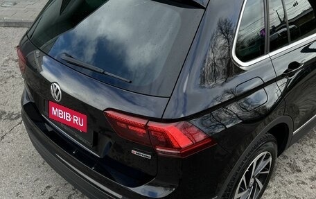 Volkswagen Tiguan II, 2018 год, 2 890 000 рублей, 12 фотография