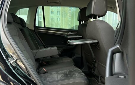 Volkswagen Tiguan II, 2018 год, 2 890 000 рублей, 31 фотография