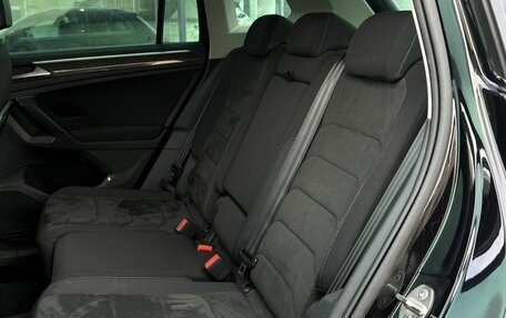 Volkswagen Tiguan II, 2018 год, 2 890 000 рублей, 34 фотография