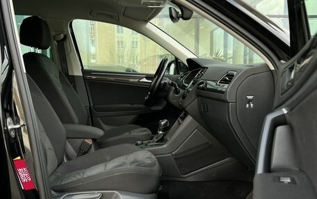 Volkswagen Tiguan II, 2018 год, 2 890 000 рублей, 30 фотография