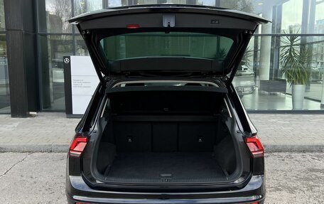 Volkswagen Tiguan II, 2018 год, 2 890 000 рублей, 35 фотография
