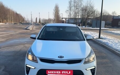 KIA Rio IV, 2020 год, 1 450 000 рублей, 6 фотография
