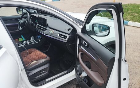 Chery Tiggo 8 Pro, 2023 год, 2 100 000 рублей, 6 фотография