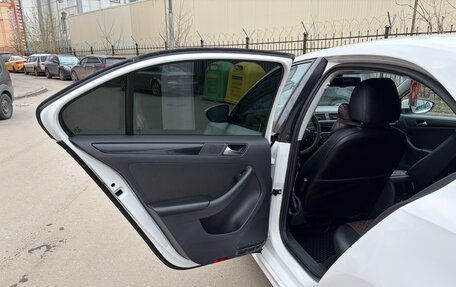 Volkswagen Jetta VI, 2012 год, 800 000 рублей, 11 фотография