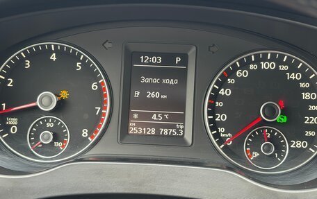 Volkswagen Jetta VI, 2012 год, 800 000 рублей, 22 фотография