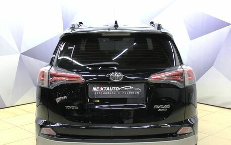 Toyota RAV4, 2016 год, 2 085 000 рублей, 5 фотография