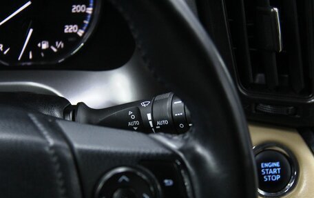 Toyota RAV4, 2016 год, 2 085 000 рублей, 15 фотография