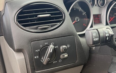 Ford Focus II рестайлинг, 2010 год, 590 000 рублей, 14 фотография