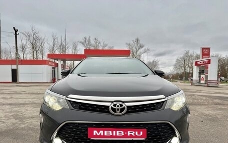 Toyota Camry, 2017 год, 2 фотография