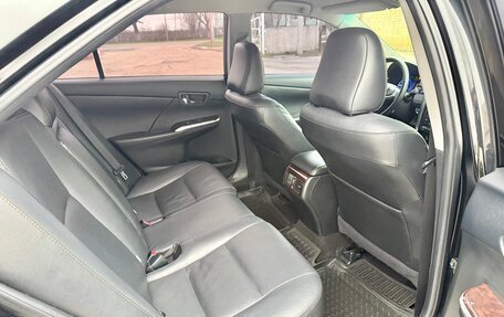 Toyota Camry, 2017 год, 31 фотография