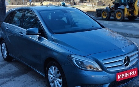 Mercedes-Benz B-Класс, 2013 год, 1 499 000 рублей, 2 фотография